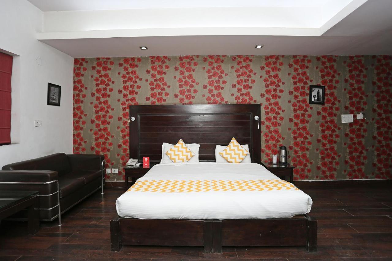 Hotel Chalet Νέο Δελχί Εξωτερικό φωτογραφία