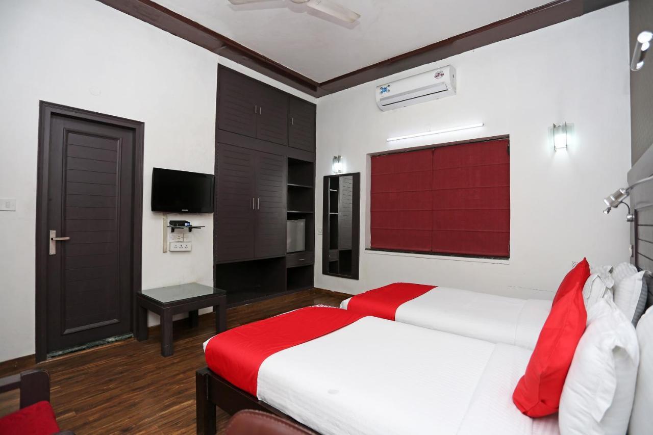 Hotel Chalet Νέο Δελχί Εξωτερικό φωτογραφία