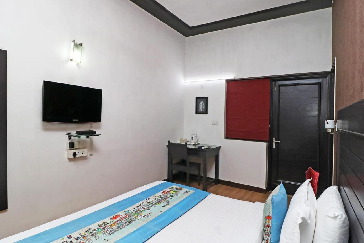 Hotel Chalet Νέο Δελχί Εξωτερικό φωτογραφία