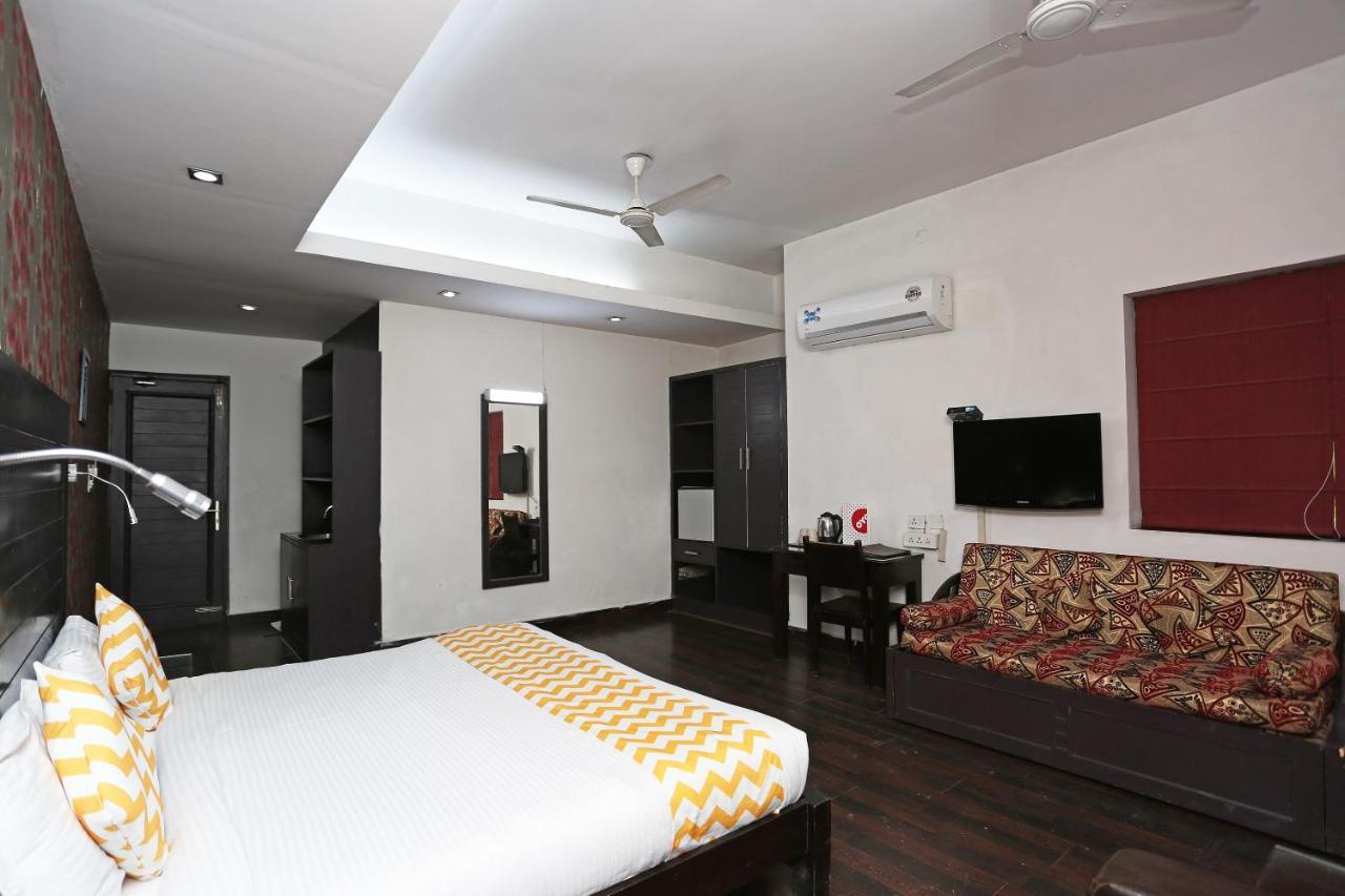 Hotel Chalet Νέο Δελχί Εξωτερικό φωτογραφία