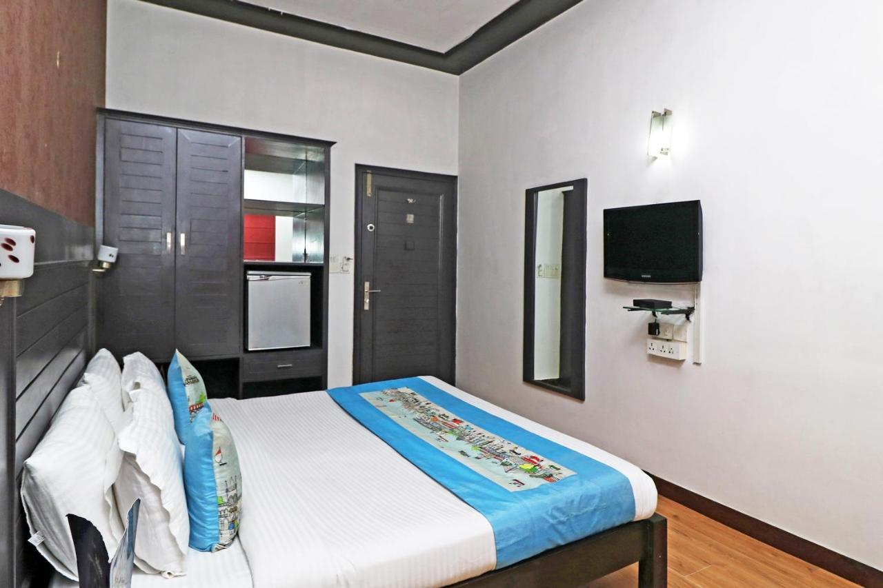 Hotel Chalet Νέο Δελχί Εξωτερικό φωτογραφία