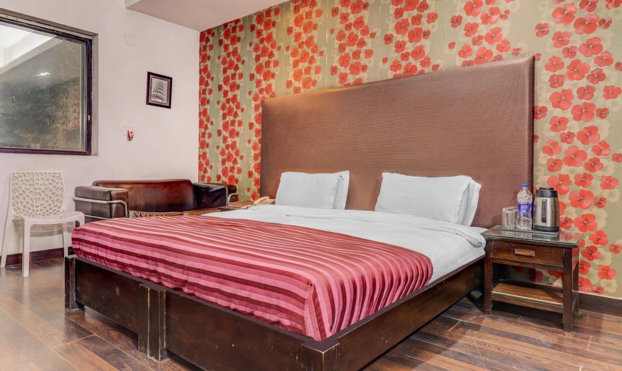 Hotel Chalet Νέο Δελχί Εξωτερικό φωτογραφία