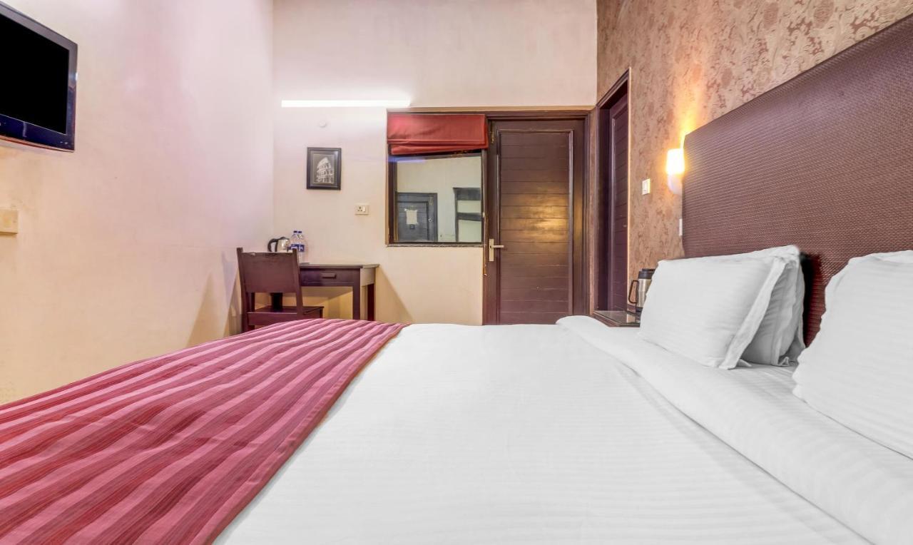 Hotel Chalet Νέο Δελχί Εξωτερικό φωτογραφία